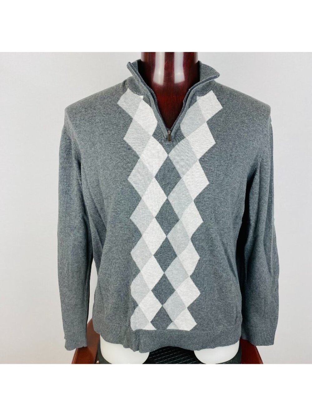 Alfani Mens XL Gray Tones Partial Zippered Argyle Sweater Fitted Sleeves Hem
